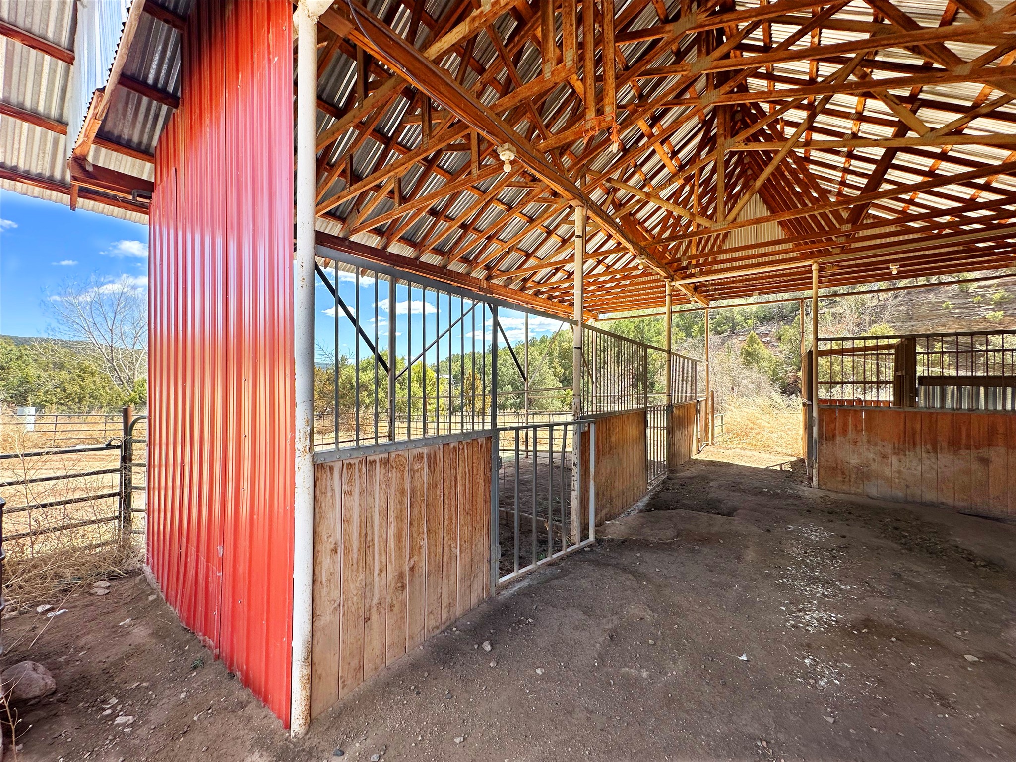 53 County Rd B44C Pecos, NM 87552 - Photo 17 of 51