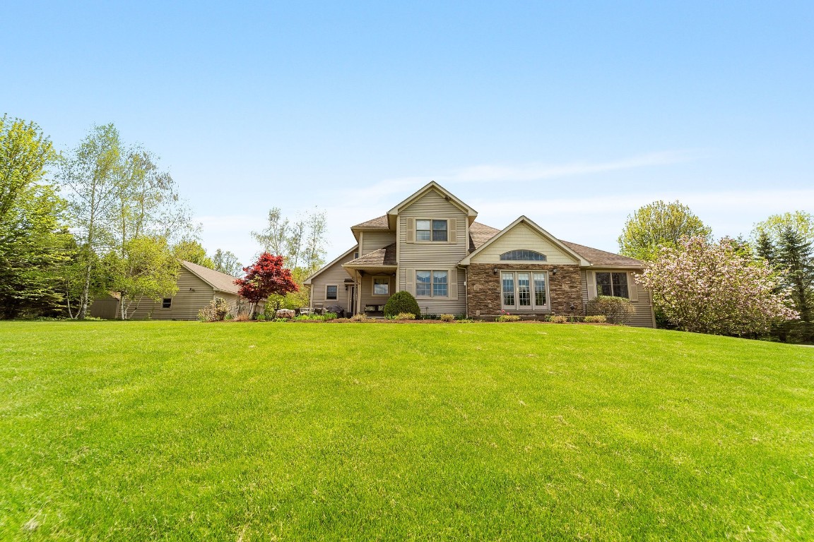 569 Jones Road Vestal, NY 13850 - Photo 5 of 35 Gallery Image 5