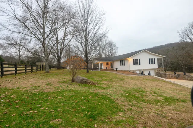 $650,000 | 6680 Walker Creek Road, Alexandria, TN 37012