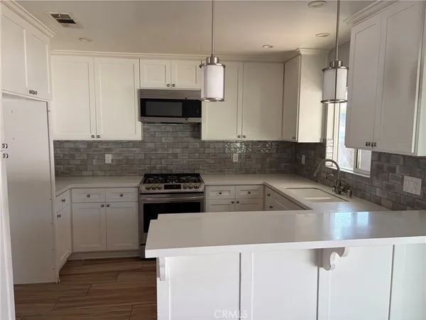 $725,000 | 19416 Lemay Street, Reseda, CA 91335