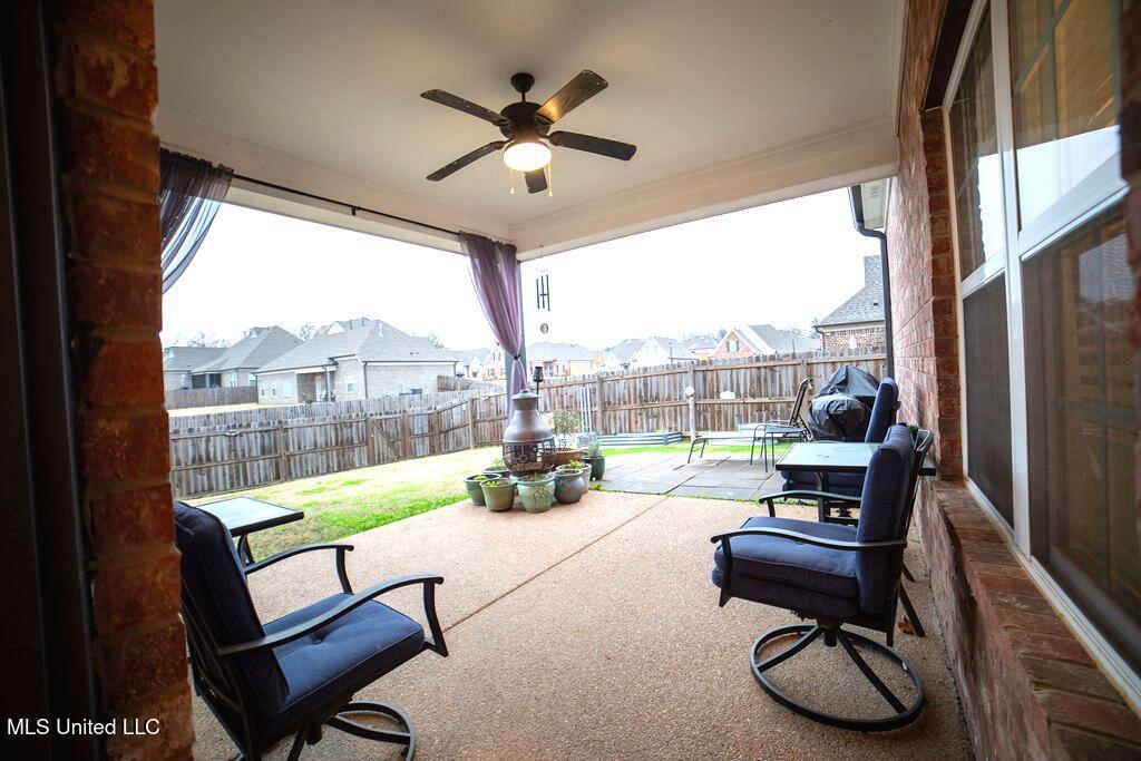 634 Beckett Cove Hernando, MS 38632 - Photo 18 of 20 Covered Patio W/Ceiling Fan