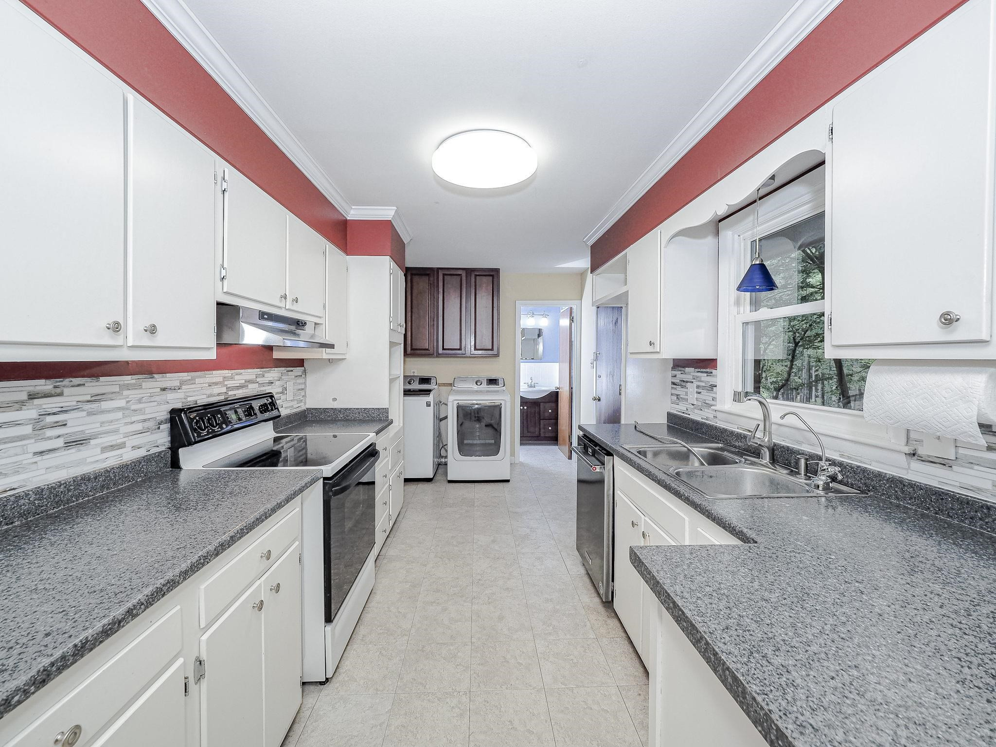 1314 Trinity Circle Raleigh, NC 27607 - Photo 9 of 34 Photo 9
