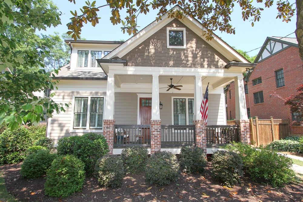 922 East Lake Drive Decatur, GA 30030 - Photo 1 of 1 This 5br/4ba craftsman home in the heart of Oakhurst has great curb appeal, including classic architectural details.