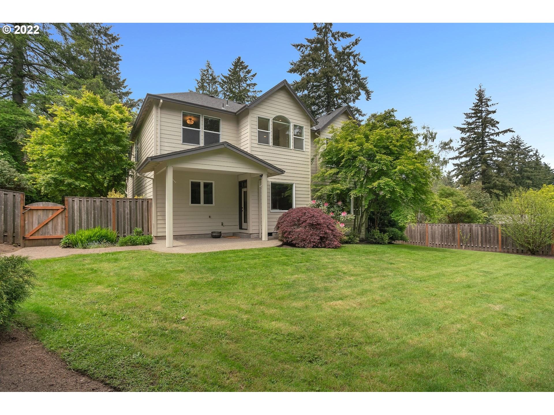 1610 Southwest Maplecrest Drive Portland, OR 97219 - Photo 32 of 32 Gallery Image 32