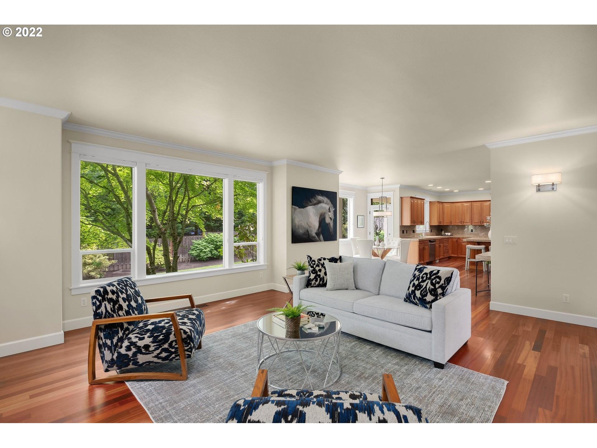 1610 Southwest Maplecrest Drive Portland, OR 97219 - Photo 4 of 32 Gallery Image 4