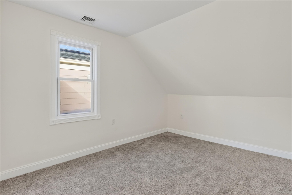 24 Railroad Street Methuen, MA 01844 - Photo 21 of 33