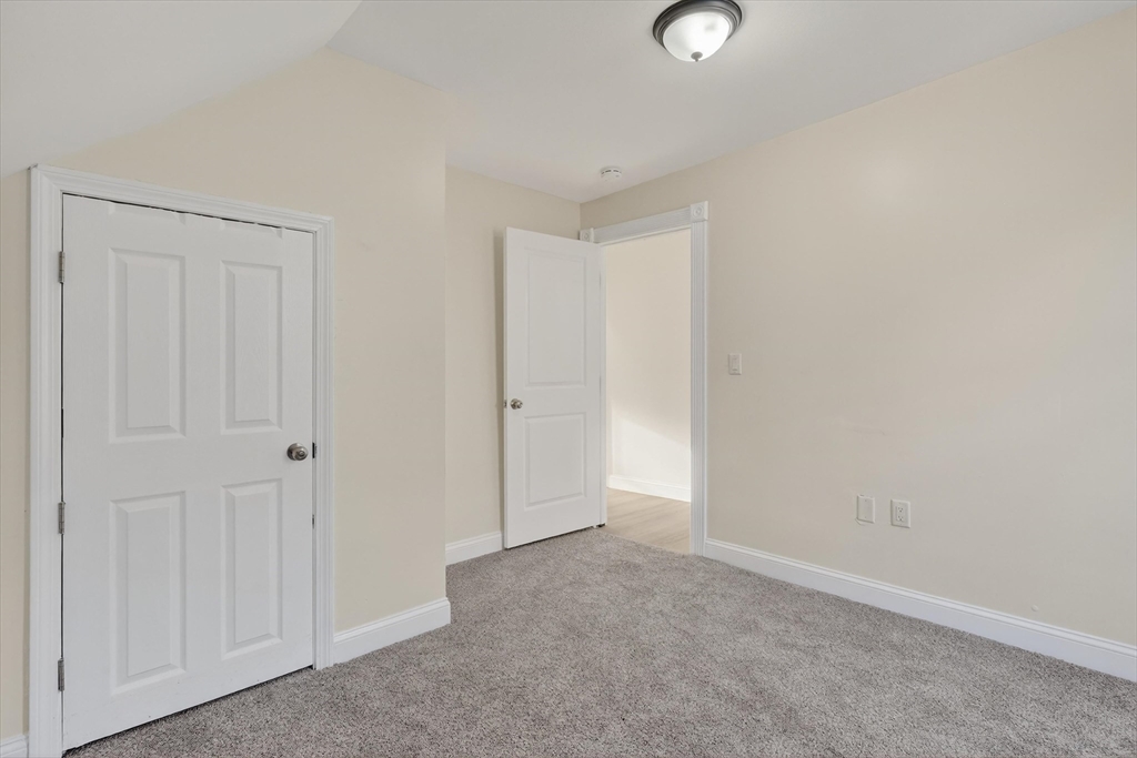 24 Railroad Street Methuen, MA 01844 - Photo 23 of 33