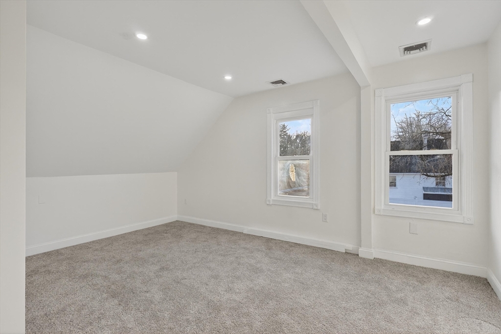 24 Railroad Street Methuen, MA 01844 - Photo 24 of 33