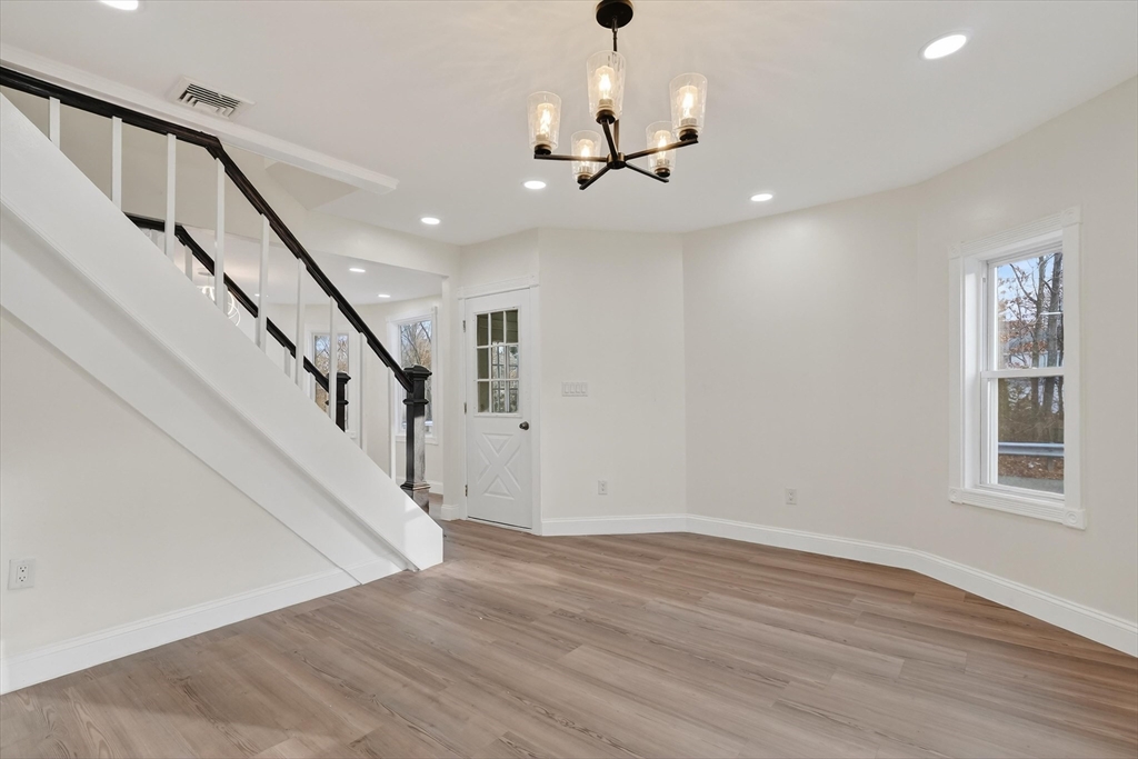 24 Railroad Street Methuen, MA 01844 - Photo 6 of 33