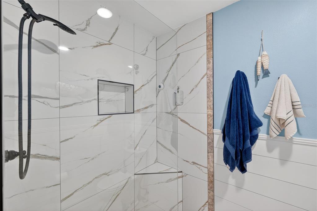700 Starkey Road, Unit 352 Largo, FL 33771 - Photo 45 of 60