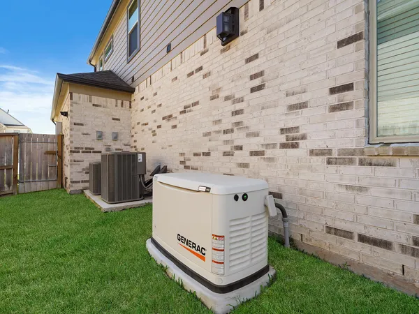 $589,000 | 1685 Daylight Lk Drive, Katy, TX 77493