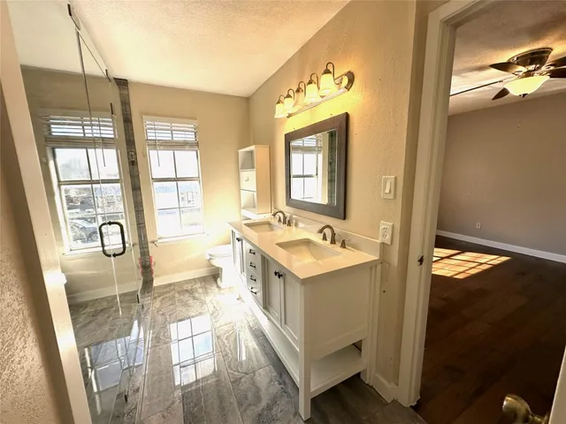 $2,400 | 13259 Kerrville Folkway, Austin, TX 78729