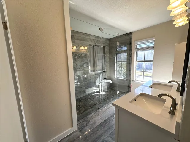 $2,400 | 13259 Kerrville Folkway, Austin, TX 78729