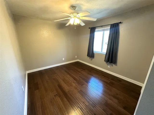 $2,400 | 13259 Kerrville Folkway, Austin, TX 78729