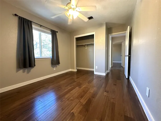 $2,400 | 13259 Kerrville Folkway, Austin, TX 78729