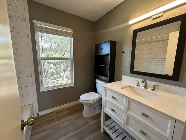 $2,400 | 13259 Kerrville Folkway, Austin, TX 78729