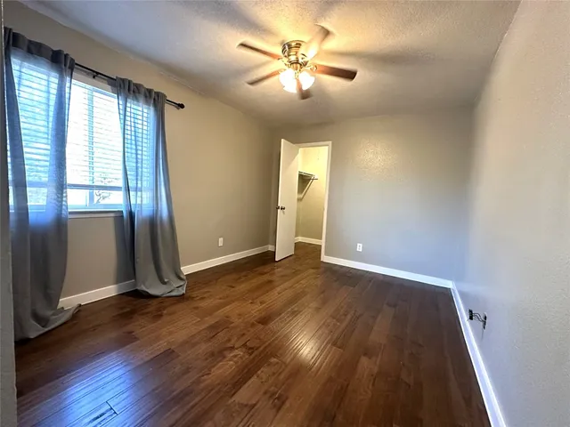 $2,400 | 13259 Kerrville Folkway, Austin, TX 78729