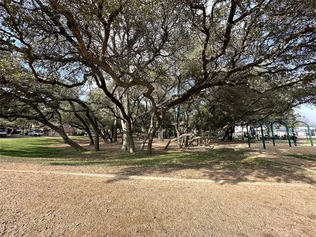 $2,400 | 13259 Kerrville Folkway, Austin, TX 78729