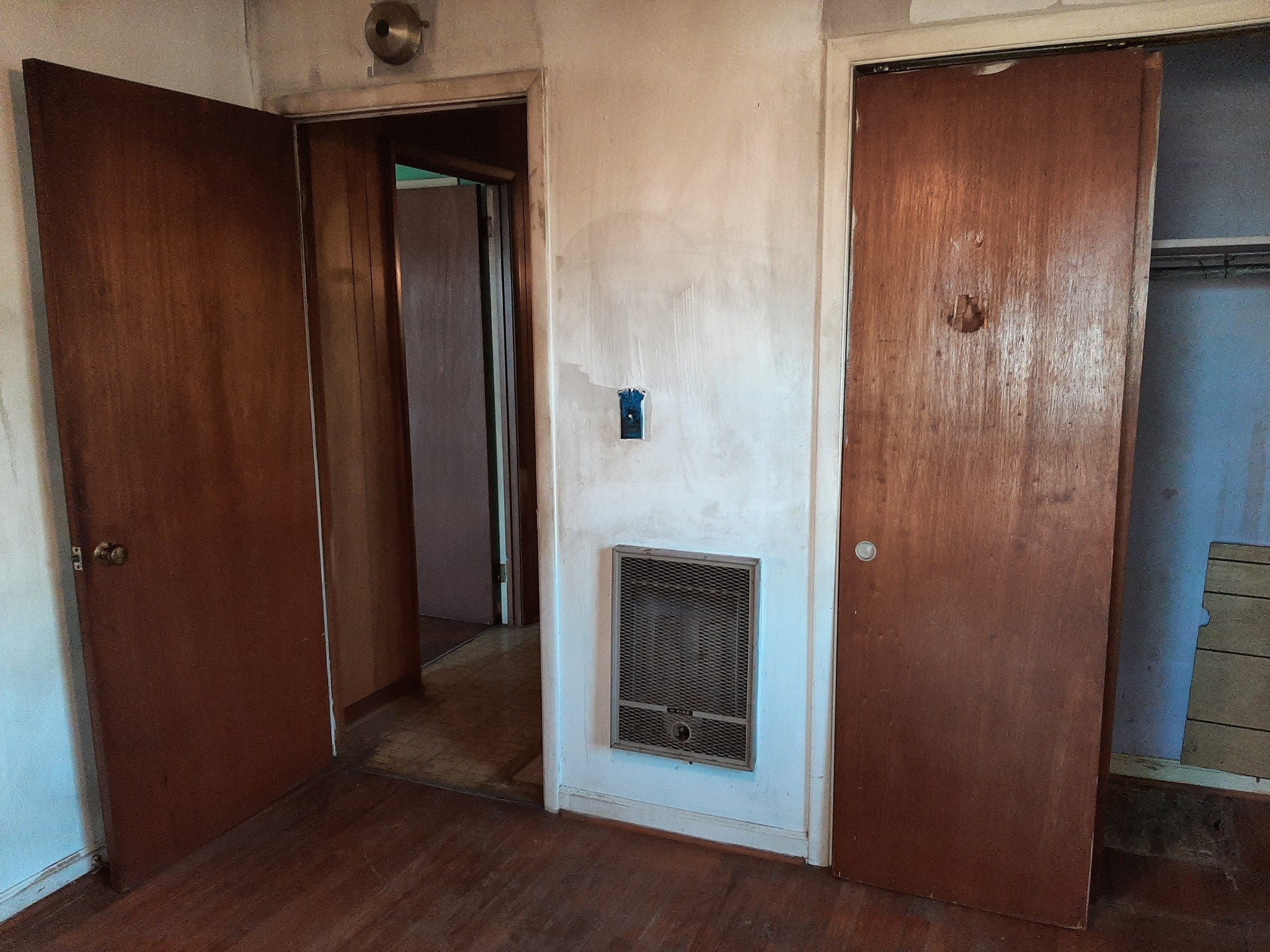 848 Cedar Grove Road Lebanon, TN 37087 - Photo 23 of 55 a view of a hallway with wooden floor