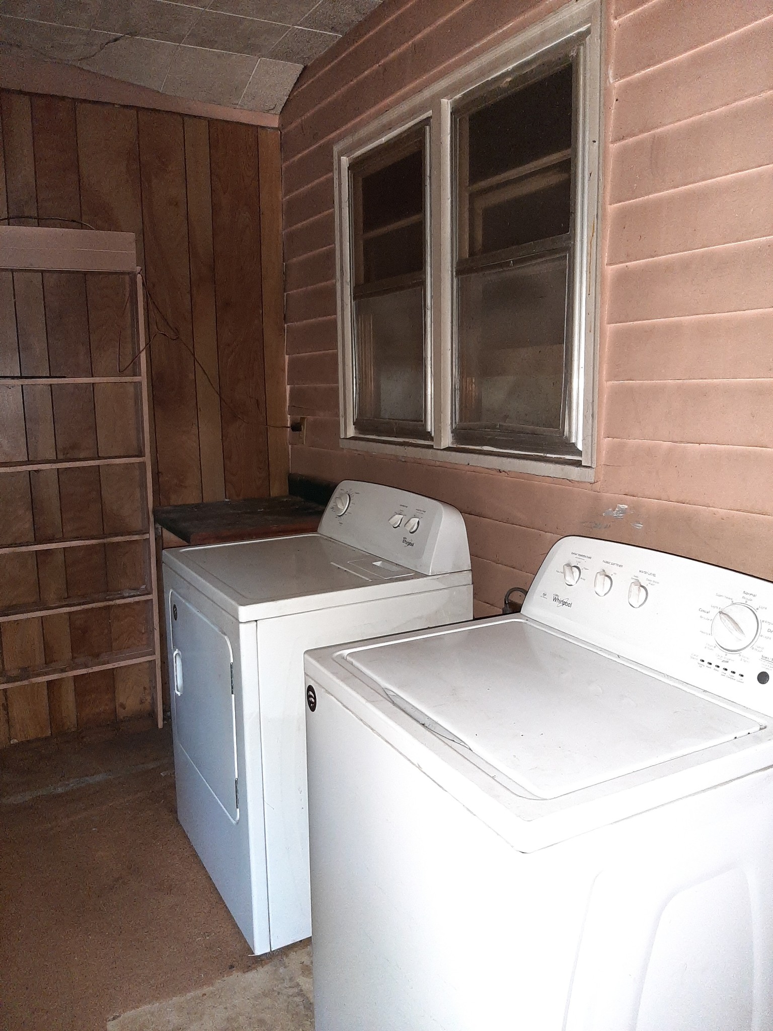 848 Cedar Grove Road Lebanon, TN 37087 - Photo 31 of 55 a utility room with dryer and washer