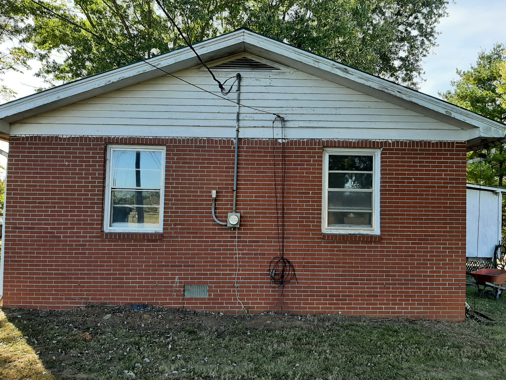 848 Cedar Grove Road Lebanon, TN 37087 - Photo 5 of 55 a front view of a house with a yard