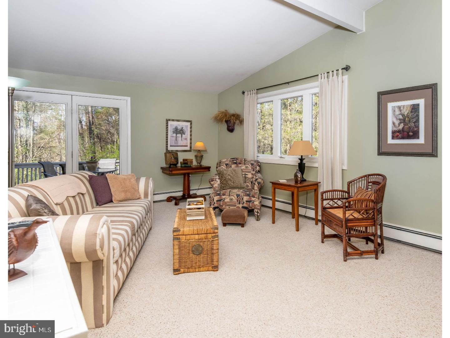 24 Cepp Road Perkiomenville, PA 18074 - Photo 8 of 22 Living Room