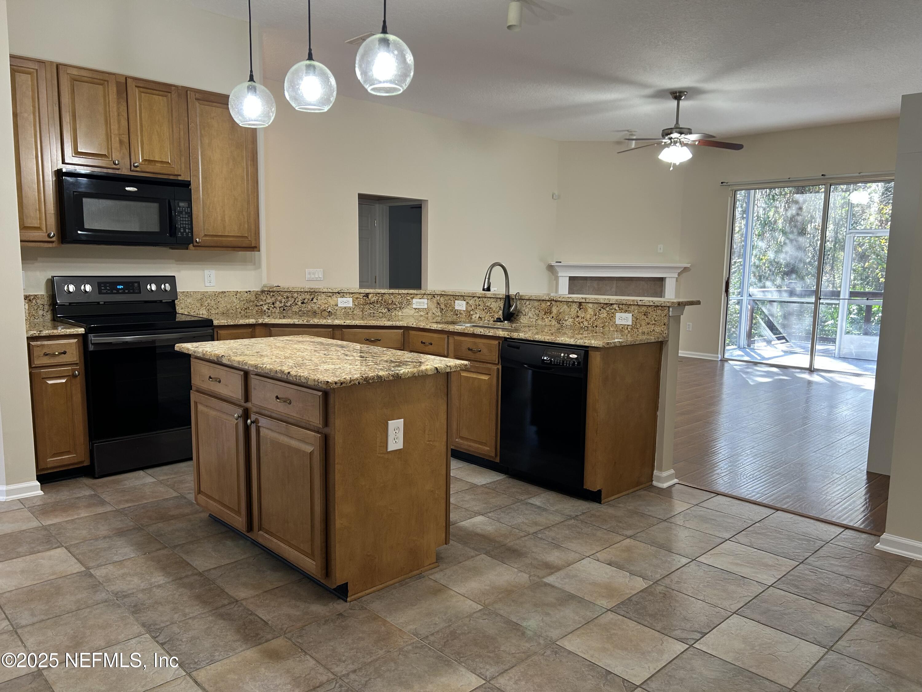 1630 Majestic View Lane Fleming Island, FL 32003 - Photo 3 of 28 Kitchen
