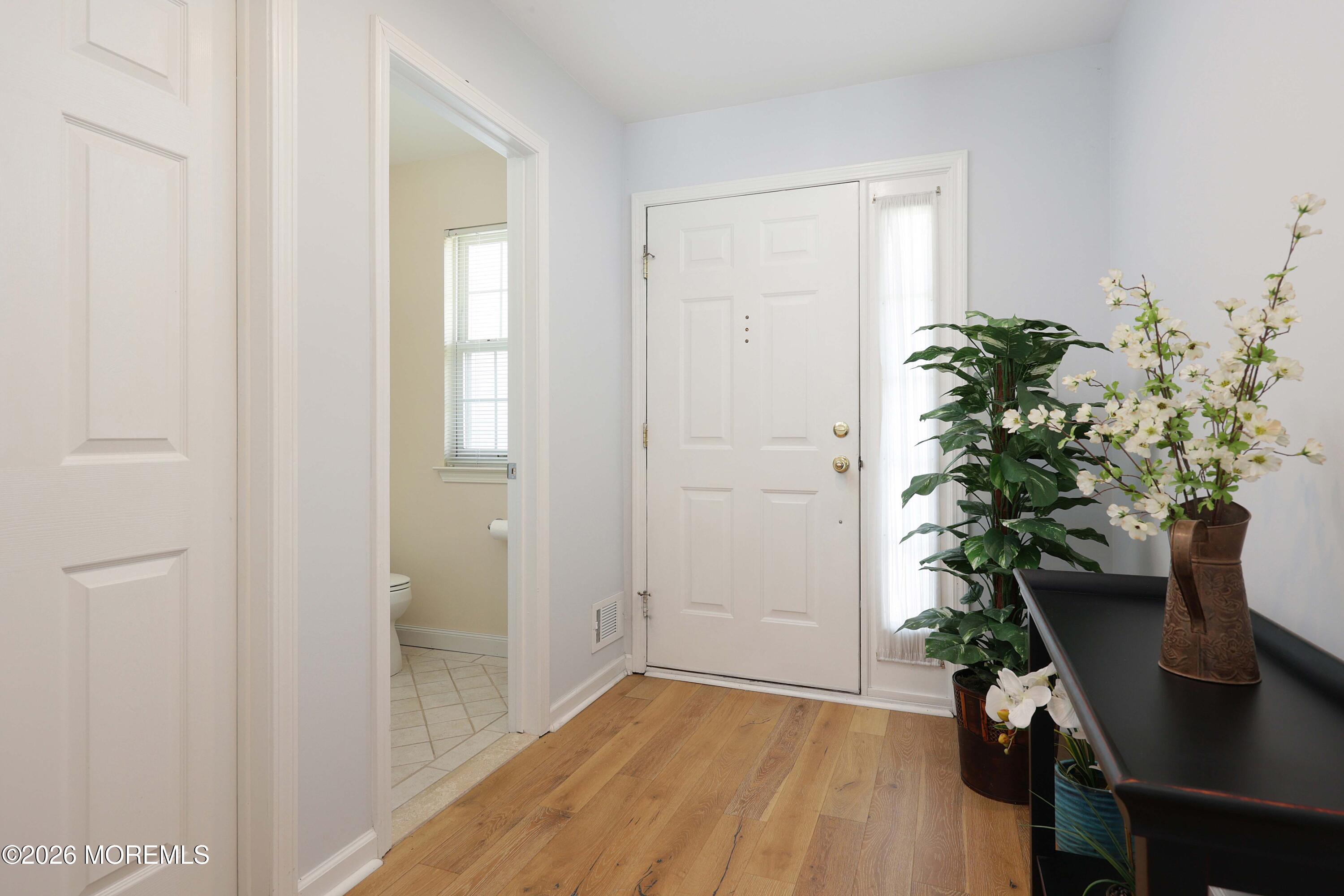 3 Oxford Road, Unit 328 Holmdel, NJ 07733 - Photo 5 of 25 758A5644