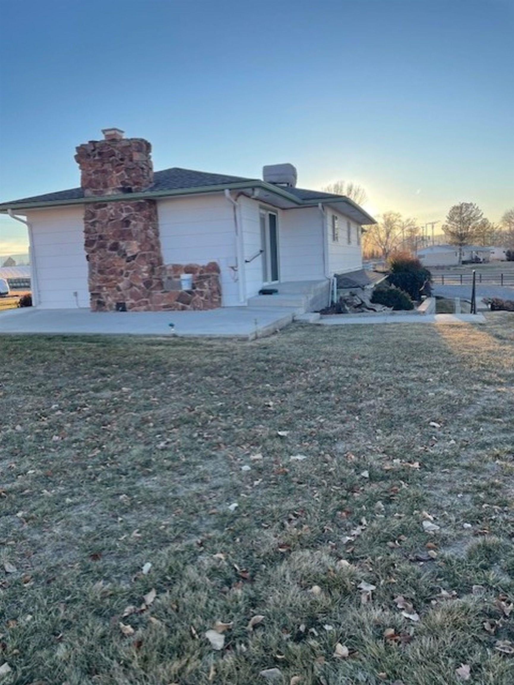 3210 B B 1/2 Road Grand Junction, CO 81503 - Photo 3 of 28 Gallery Image 3