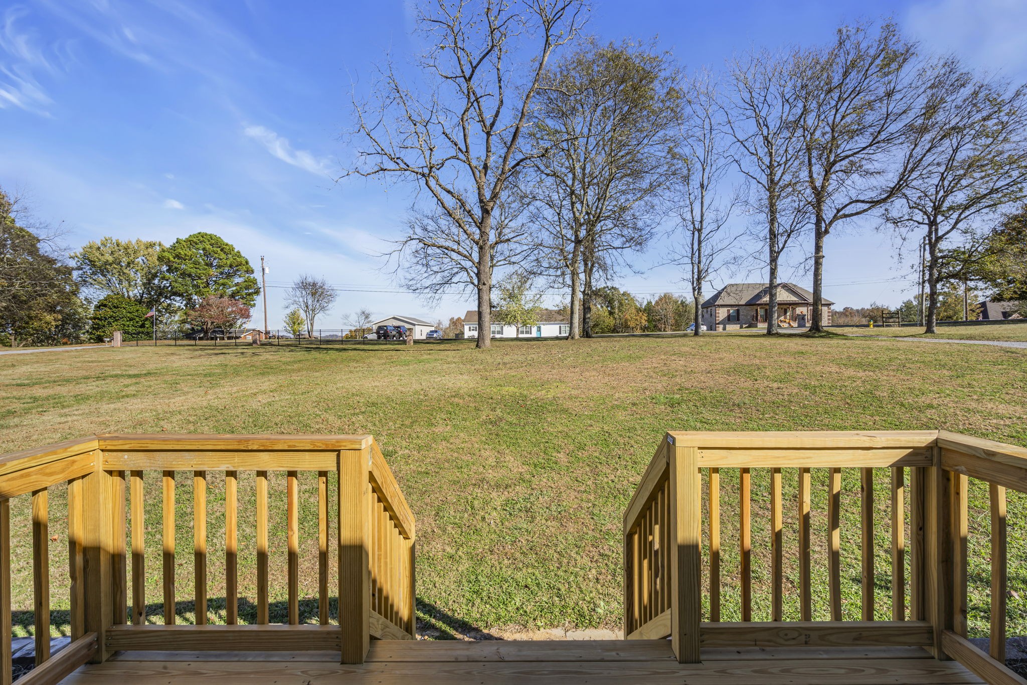 1039 Riverview Road Mount Juliet, TN 37122 - Photo 8 of 40 a view of an ocean with city view
