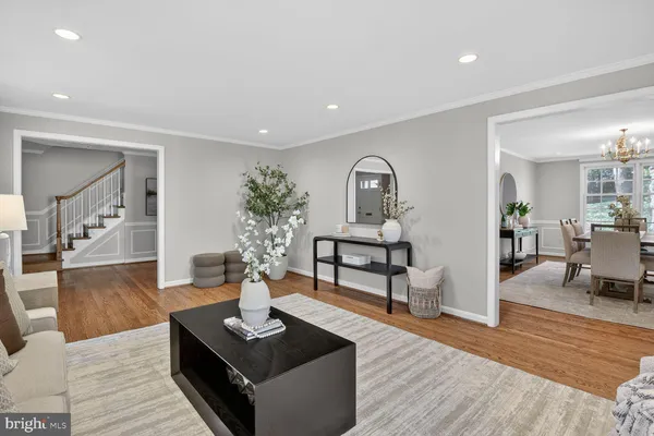 $1,200,000 | 23 Old Creek Court, Potomac, MD 20854