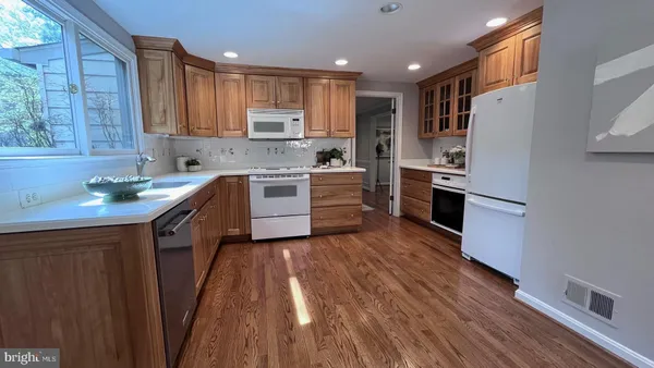 $1,200,000 | 23 Old Creek Court, Potomac, MD 20854