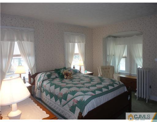 339 Georges Road Dayton, NJ 08810 - Photo 12 of 21