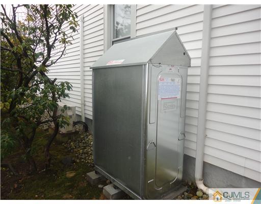 339 Georges Road Dayton, NJ 08810 - Photo 21 of 21
