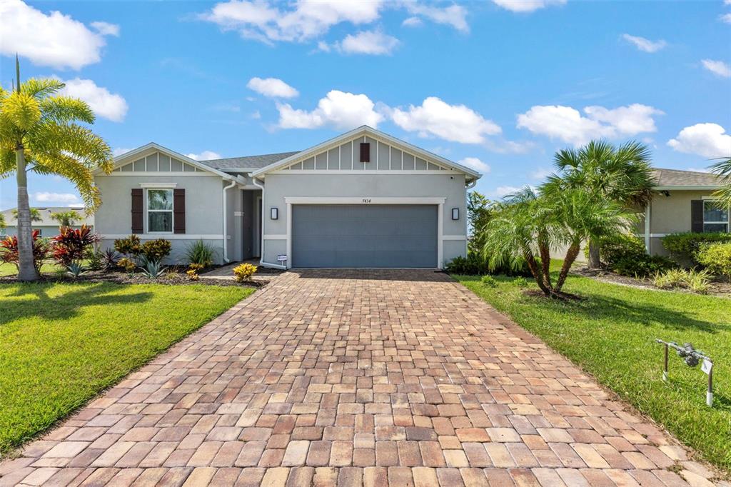 7434 35th Lane East Sarasota, FL 34243 - Photo 2 of 20 Gallery Image 2
