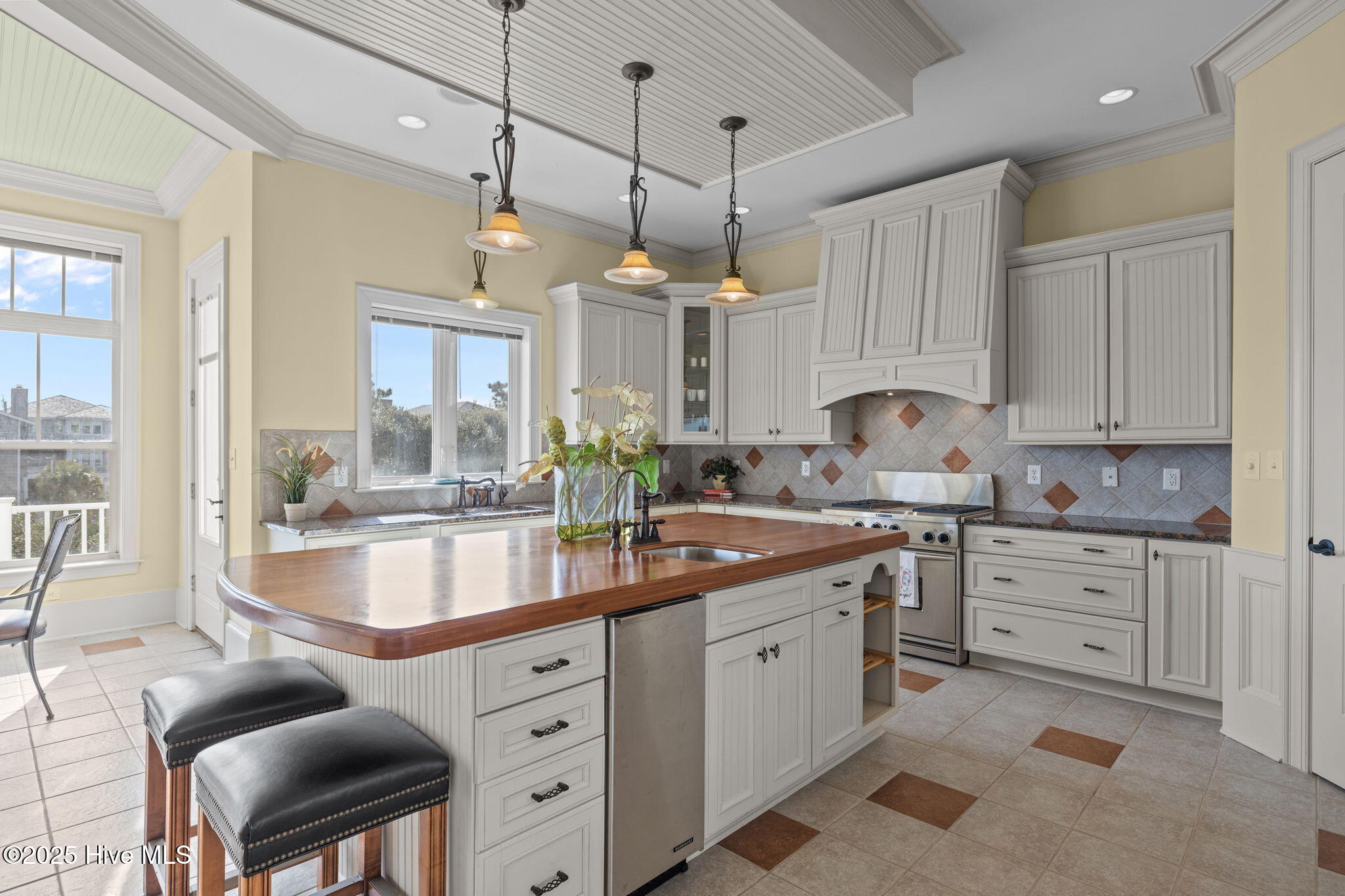 1101 West Fort Macon Road Atlantic Beach, NC 28512 - Photo 11 of 60 Kitchen