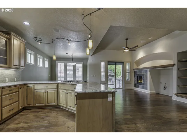 $788,500 | 7915 Southwest Summerton Avenue, Wilsonville, OR 97070