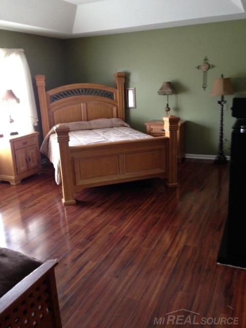 2203 Chippenham Chase Rochester, MI 48306 - Photo 18 of 33 31235673-17.JPG