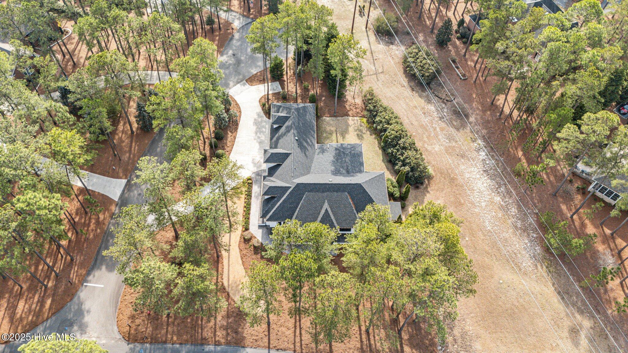 25 Barons Drive Pinehurst, NC 28374 - Photo 10 of 98 10-web-or-mls-DJI_20250201123450_0078_D