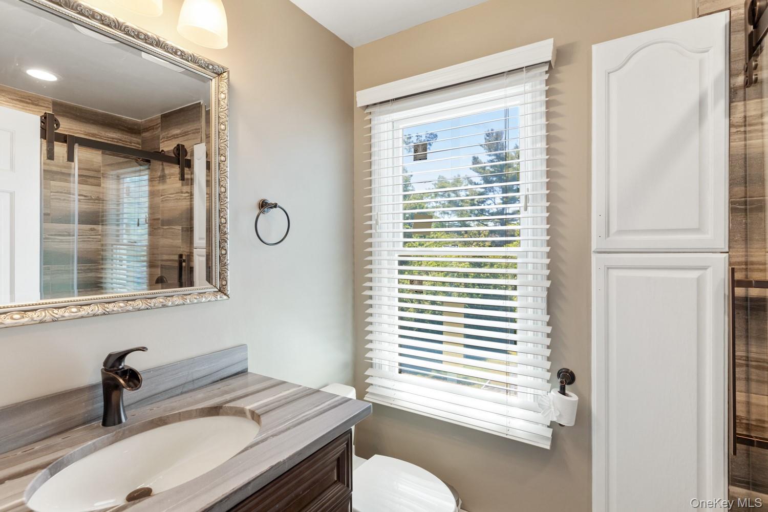 137 South Road Westhampton, NY 11977 - Photo 36 of 50 2nd Floor Bath