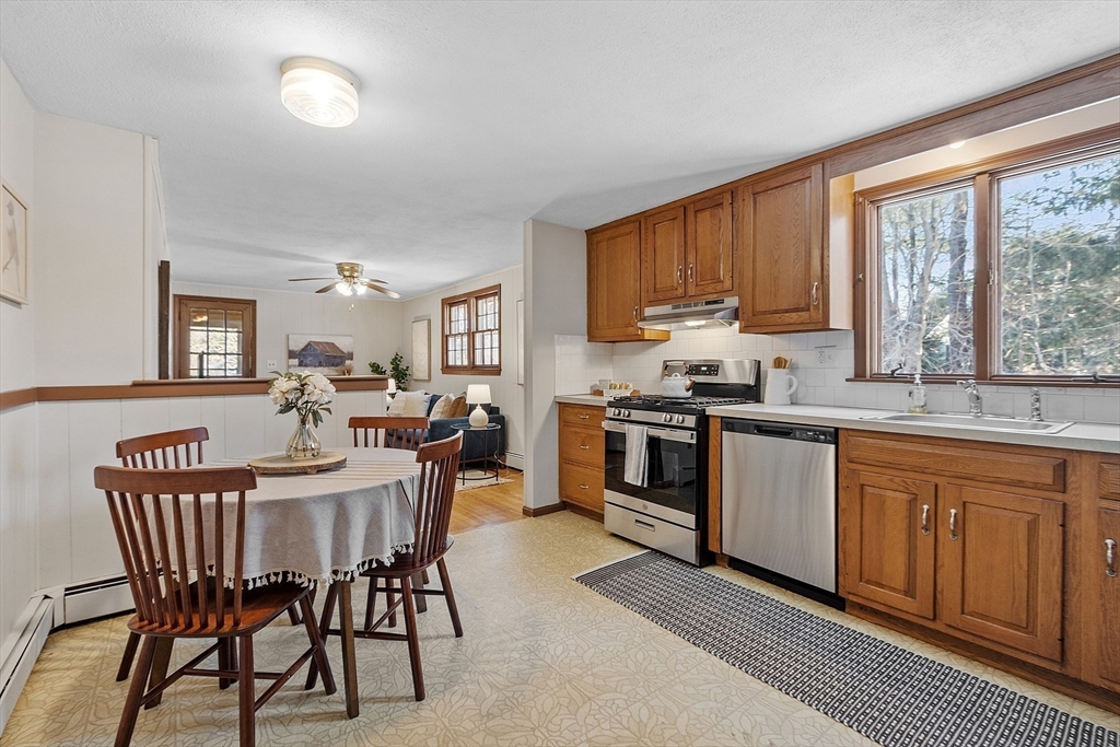 8 Heald Road Acton, MA 01720 - Photo 12 of 39 Gallery Image 12