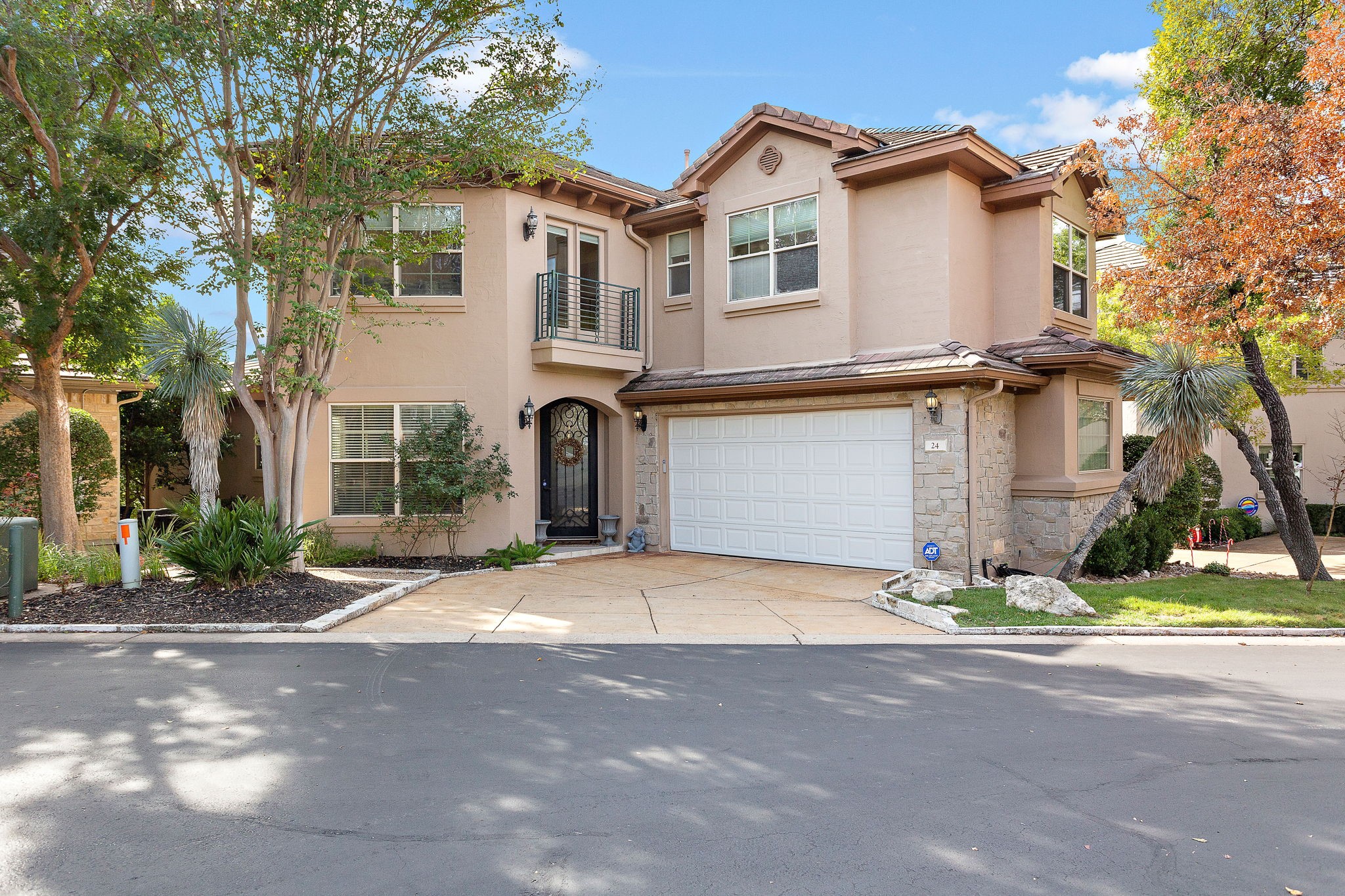 2800 Waymaker Way, Unit 24 Austin, TX 78746 - Photo 2 of 24