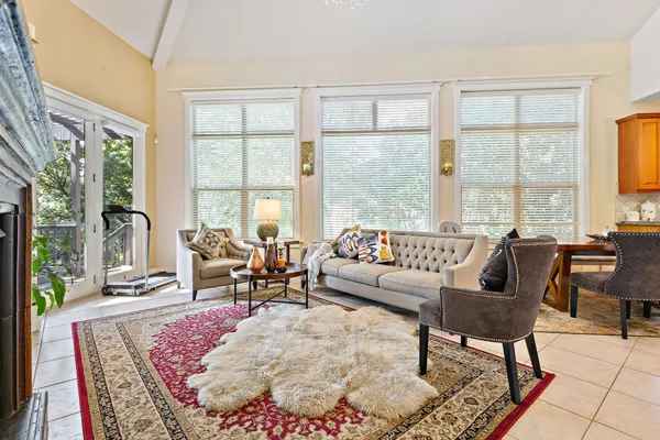 $5,200 | 2800 Waymaker Way, Unit 24, Austin, TX 78746