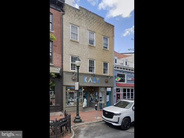 $2,300 | 37 West Gay Street, West Chester, PA 19380