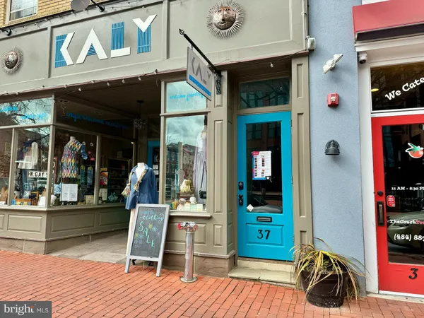 $2,300 | 37 West Gay Street, West Chester, PA 19380