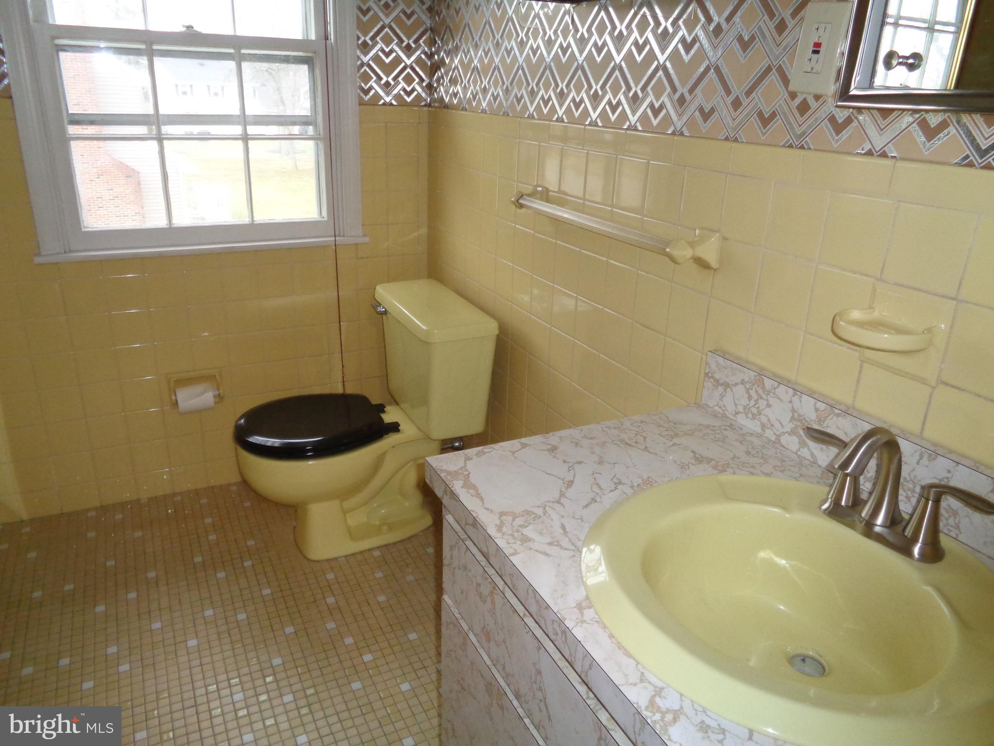 101 Shenandoah Road Cinnaminson, NJ 08077 - Photo 22 of 27 Full bath