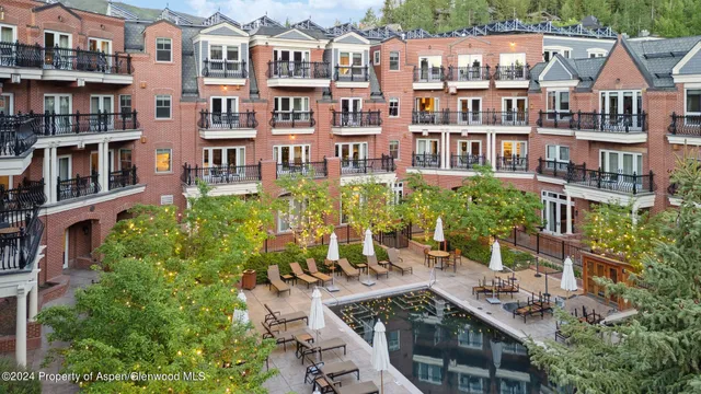 $240,000 | 415 East Dean St Unit 21 Week 10, Aspen, CO 81611