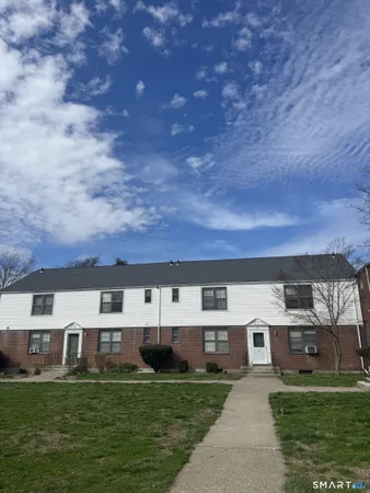 $130,000 | 31 Nob Hill Circle, Unit A, Bridgeport, CT 06610