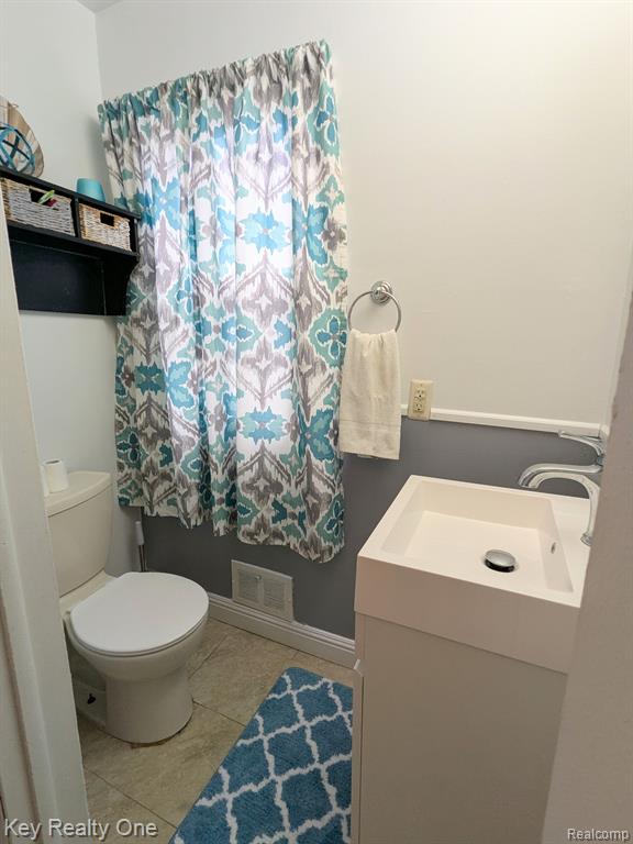 8033 Lambs Road Goodells, MI 48027 - Photo 17 of 52