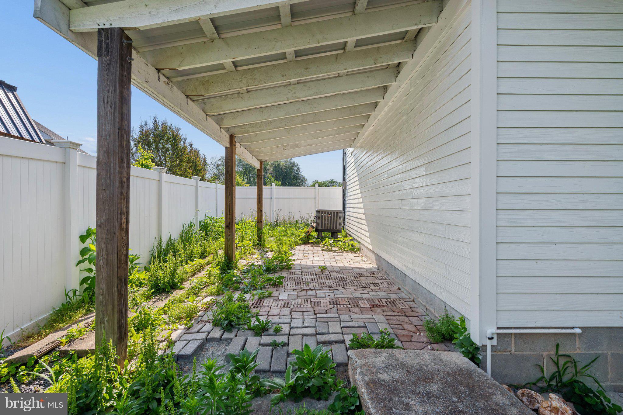 5941 Bartonsville Road Frederick, MD 21704 - Photo 70 of 76 Behind Garage